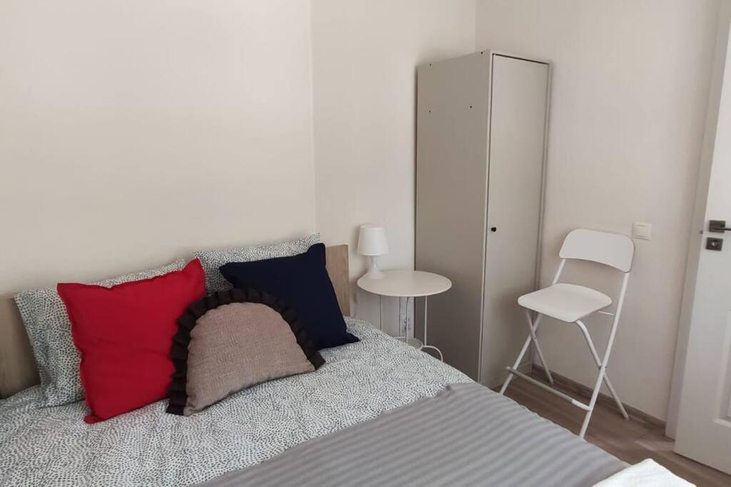 4 Can Stay. Free Parking. Imanta Riga Exterior photo